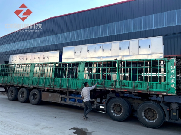 韶關噸桶清洗機試機實拍，全自動噸桶清洗設備，中碩非標定制各類清洗設備